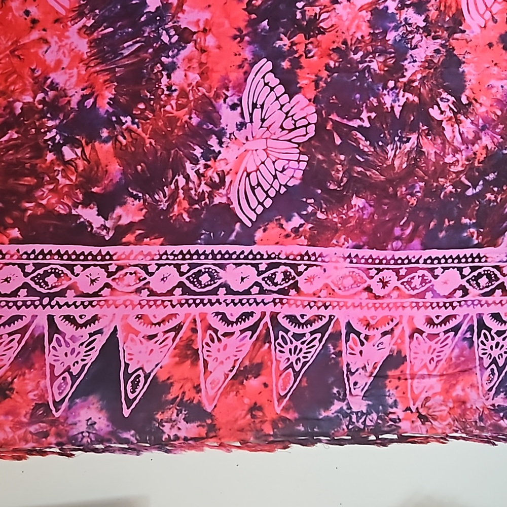 100% rayon xxlong bright tapestry w butterflies